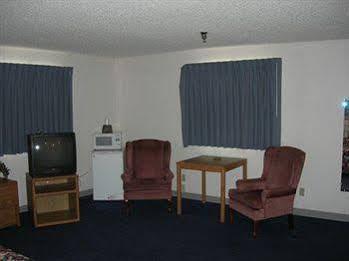 Granite Falls Super Motel Exterior photo